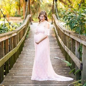 Maternity gown pink lace